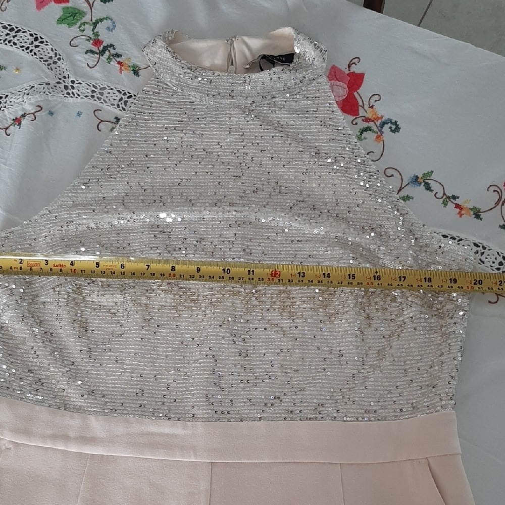 NEW๐MELANIE LYNE๐CREAM Silver Sequin WIDE LEG Jumpsuit with STRETCH Sz ML - Picture 7 of 13